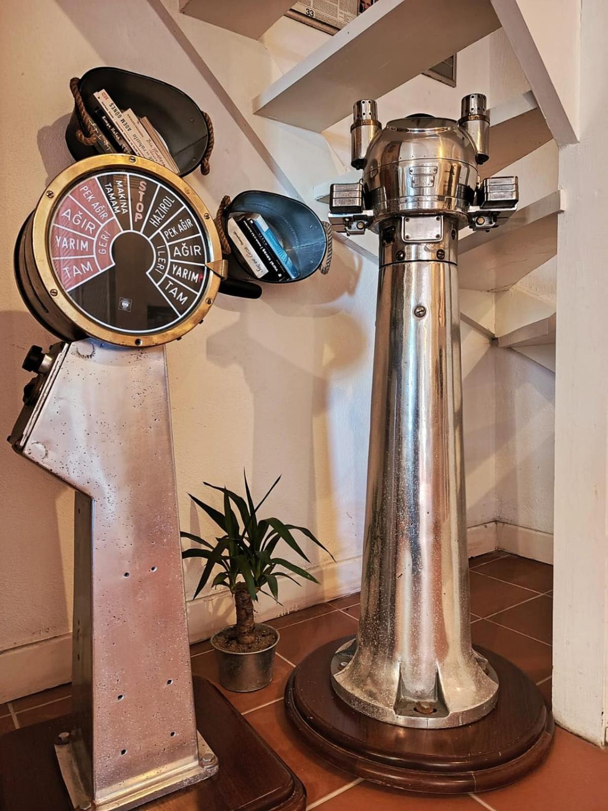 Berlin'S Guest House Urla Extérieur photo